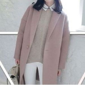 Lightweight coat